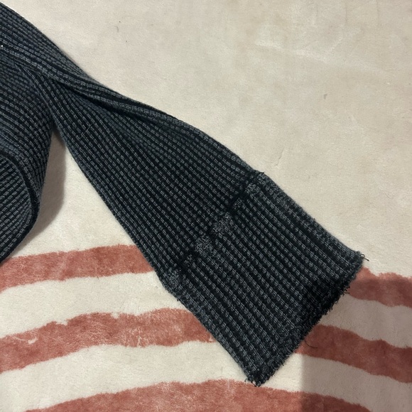 New Free People waffle Henley size M - Picture 5 of 5